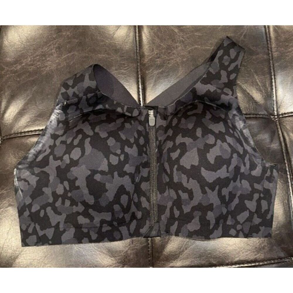 Lululemon Woman Size 34D Enlite Bra Formation Camo Deep Coal Racerback Zip Front